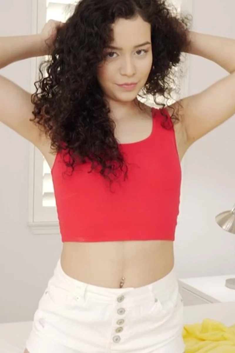 Thalia Diaz